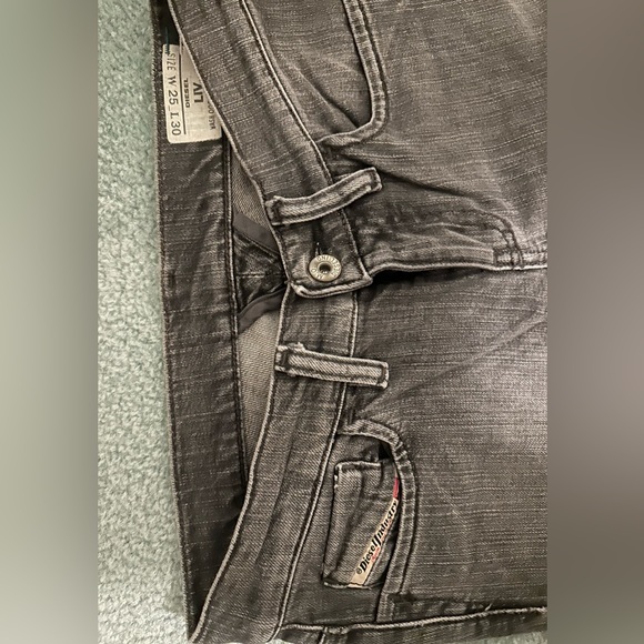 Diesel “Liv” jeans W25 L30 grey stretch - Picture 2 of 3